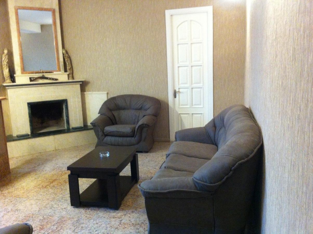 Hotel Ata Тбілісі Екстер'єр фото